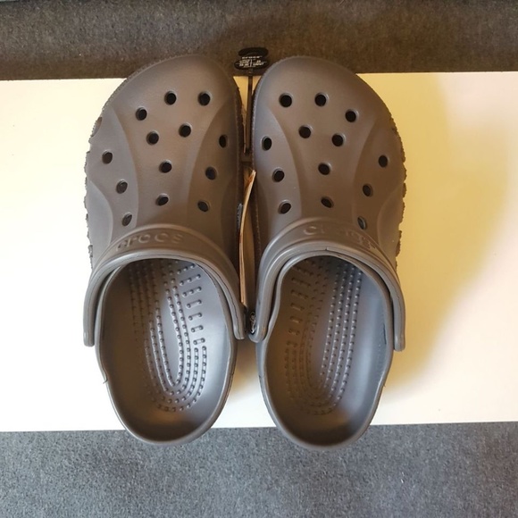 BNWT Crocs Baya Granite Grey - Men's 7 / Women's 9 - Picture 1 of 7